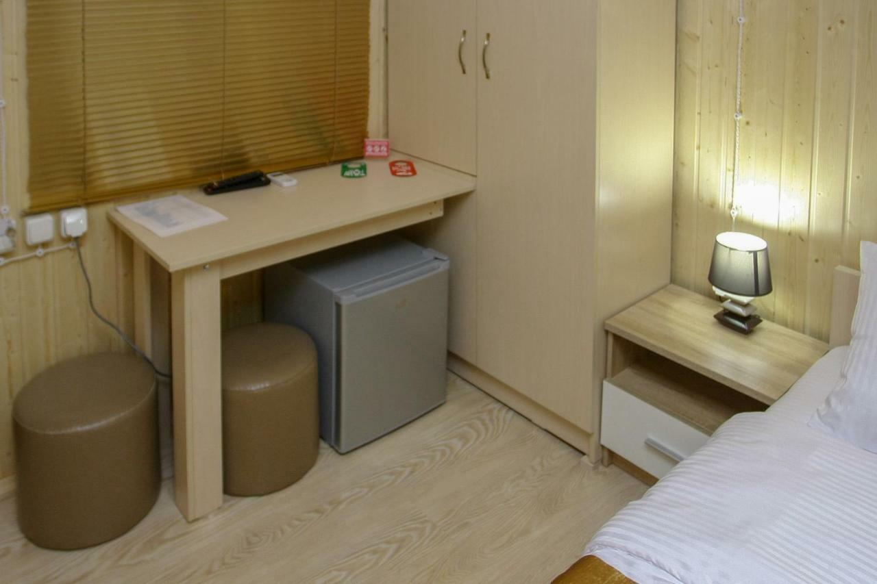 Park Hotel Κουτάισι Εξωτερικό φωτογραφία